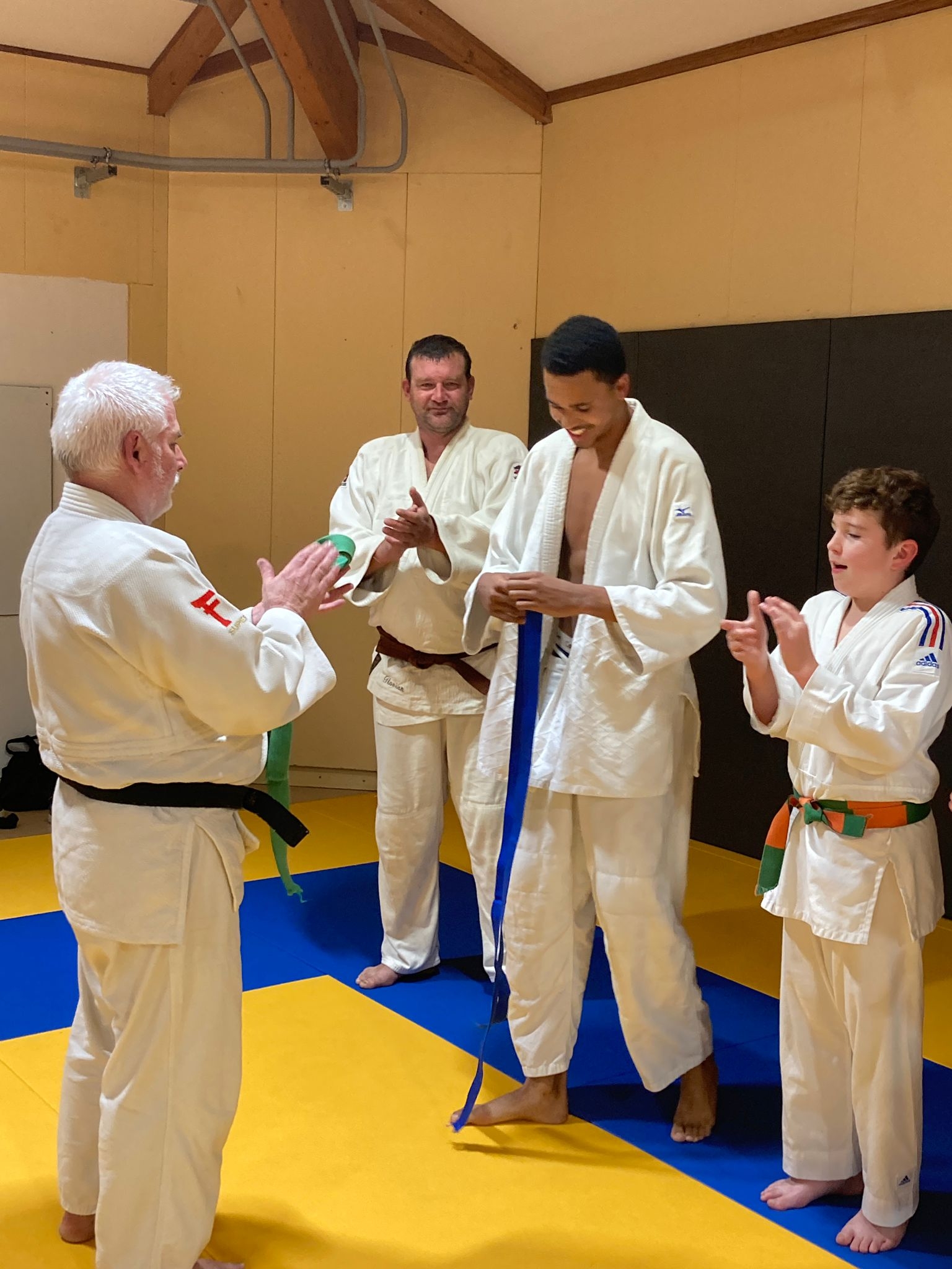 Remise de ceinture le 21 10 2022 Courtenay