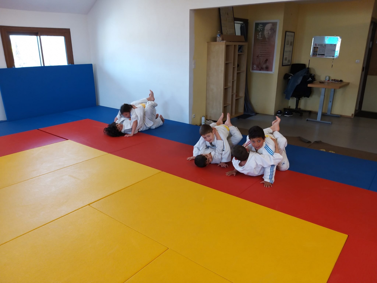 Cours de judo à Bazoches sur le Betz